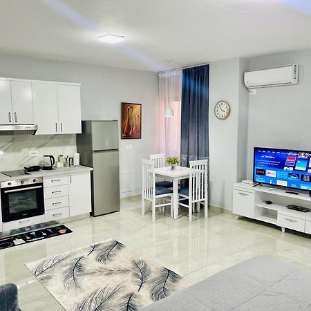 Albis Apartment 2 ติรานา ภายนอก รูปภาพ