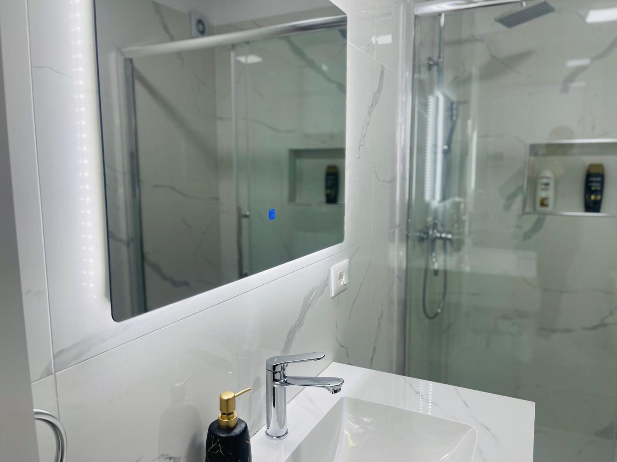 Albis Apartment 2 ติรานา ภายนอก รูปภาพ